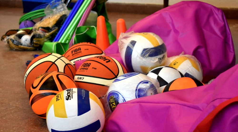 Educación | La Provincia invierte 8 millones para equipar las escuelas de San Vicente con material deportivo