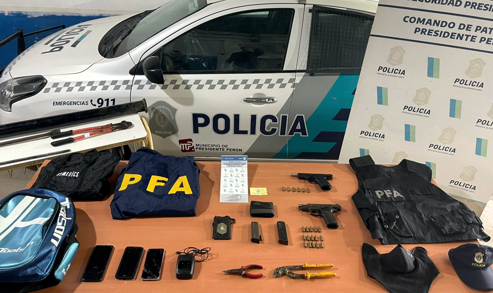 Guernica | Vestidos de policías, asaltaron a una mujer, simulando un allanamiento