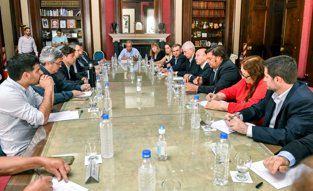 Kicillof anunció la emergencia por la sequía que afecta al sector agropecuario y presentó medidas de acompañamiento