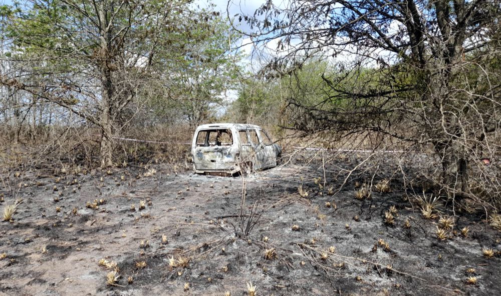 Guernica | Aparecieron dos cuerpos calcinados dentro de un utilitario incendiado en el Paraje La Lata