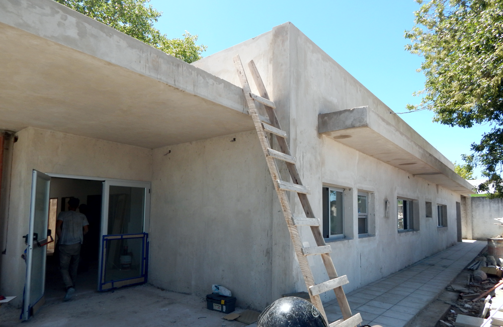Presidente Perón | Notorio avance en la construcción del CAPS del barrio Parque Americano