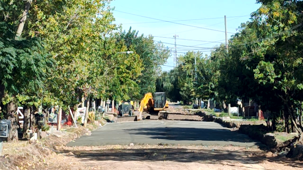 Asfaltos | Comenzaron la pavimentación de la calle Mansilla en el barrio Numancia Norte