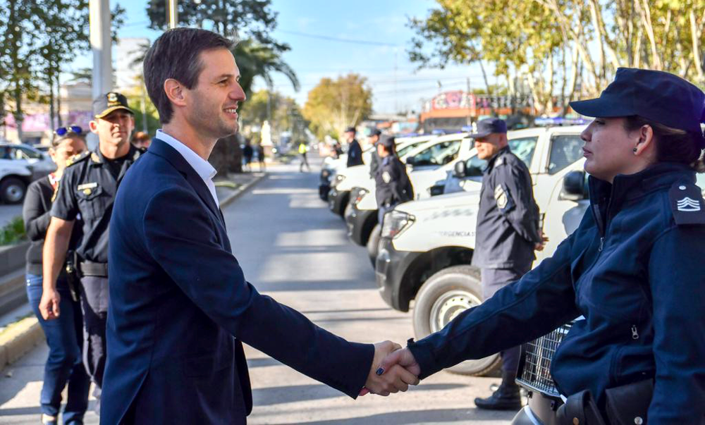 Seguridad | Mantegazza entregó los 14 nuevos patrulleros recibidos de Axel Kicillof