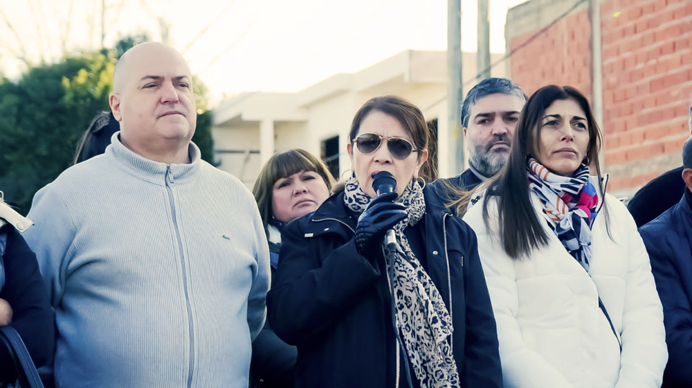 Asfaltos | Cantero anunció la pavimentación de la calle Chaco en Guernica Oeste