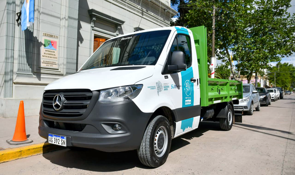 San Vicente | Mantegazza y Vilar entregaron un camión para la recolección de residuos sólidos