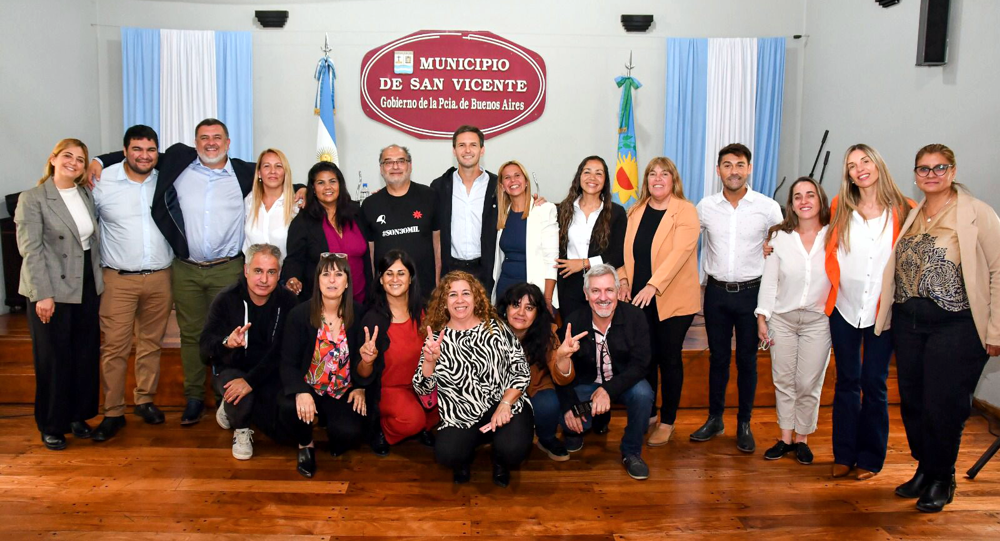 San Vicente | Mantegazza encabezó el acto de jura de los consejeros escolares electos