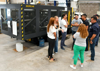 Industrias | Mantegazza visitó a dos empresas radicadas en el Parque Industrial San Vicente