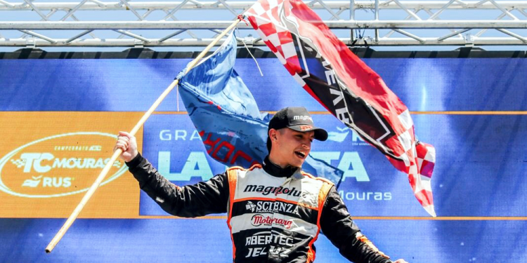 Automovilismo | Gastón Iansa hizo podio en su debut oficial dentro del TC Mouras