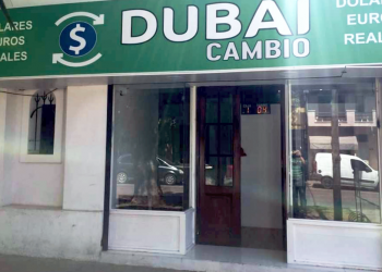 Policiales | Cuatro delincuentes armados con gas pimienta robaron una casa de cambio en el centro sanvicentino