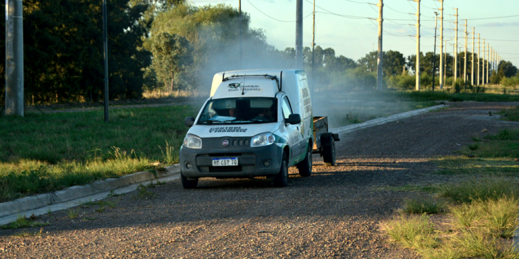 San Vicente | El Municipio comenzó con la fumigación tras la segunda ola de mosquitos en el AMBA