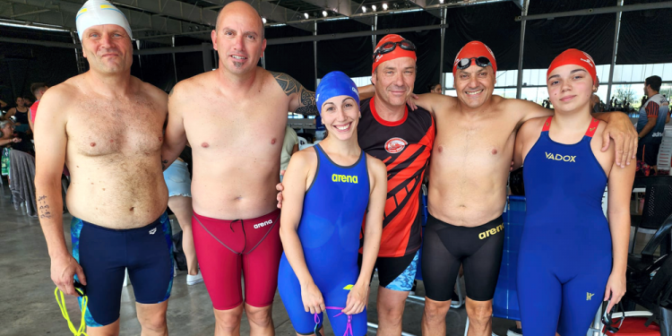 Natación | Muy buena performance de nadadores sanvicentinos en el Torneo Metropolitano de Parque Roca