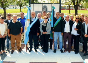 Presidente Perón | Emotivo acto por la Gesta de Malvinas en la plaza del barrio San Pablo