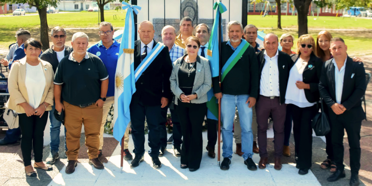 Presidente Perón | Emotivo acto por la Gesta de Malvinas en la plaza del barrio San Pablo