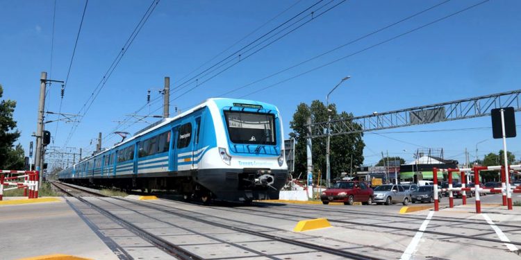 Transportes | Nuevo golpe al bolsillo del gobierno Nacional: aumentan los trenes