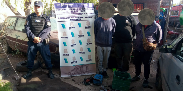 Guernica | Detienen a tres hombres con autopartes de un vehículo robado en Numancia