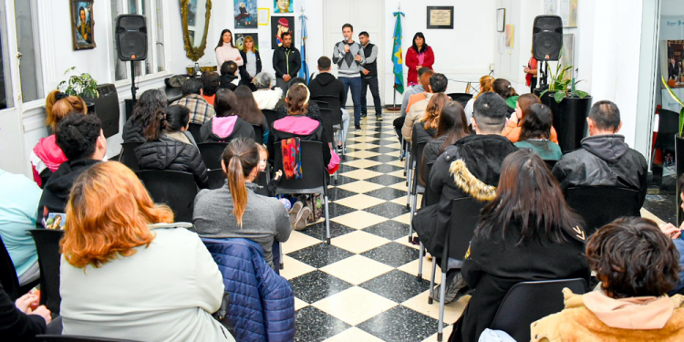 Deportes | Mantegazza realizó la segunda entrega de Becas Deportivas Municipales