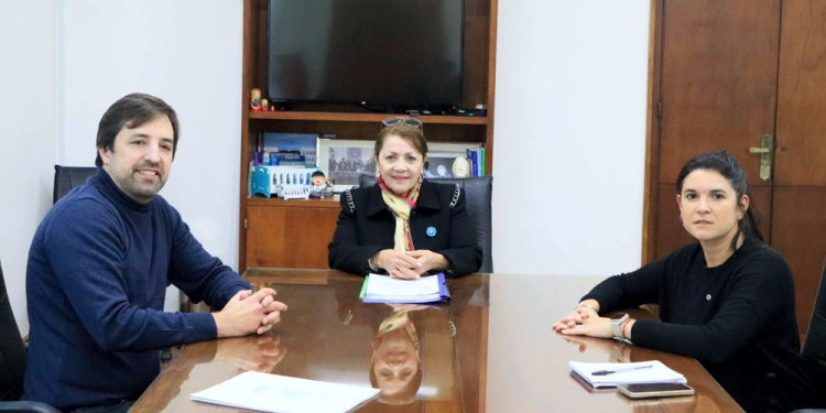 Presidente Perón | Cantero mantuvo una reunión con Nicolás Kreplak en La Plata