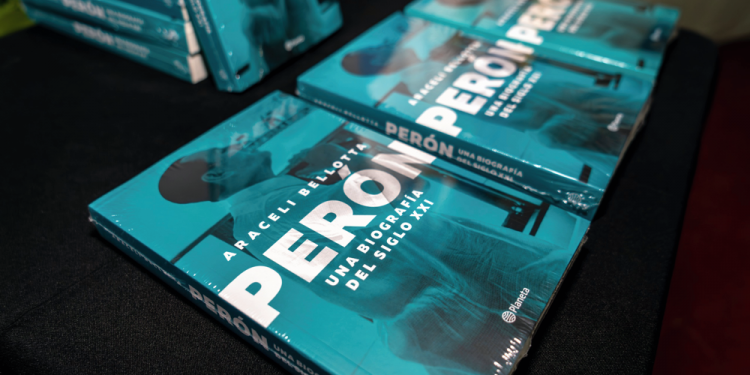 San Vicente | Araceli Bellotta presenta su libro sobre Perón en el Museo 17 de Octubre