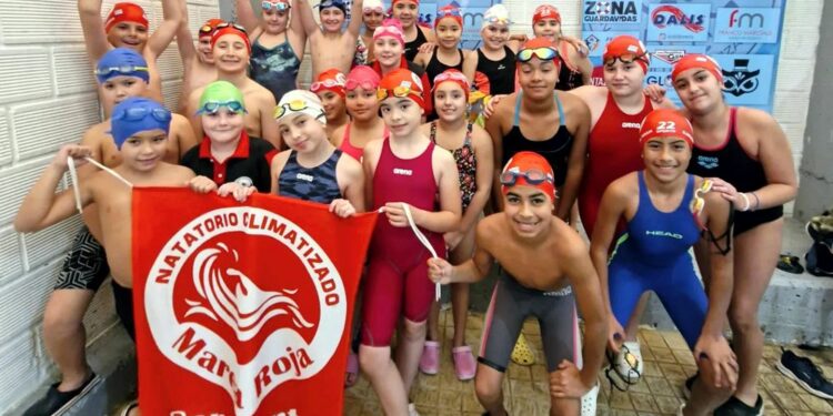 Natación | Se llevó a cabo la segunda fecha del Torneo LENSur en Burzaco Fútbol Club