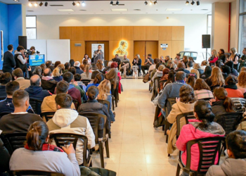 Salud | Mantegazza presidió el primer conversatorio adolescente ante la problemática del suicidio