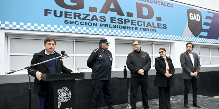 Seguridad | Kicillof y Cantero inauguraron dos bases de grupos especiales de la Policía