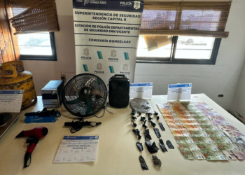 Domselaar | Detienen a dos personas en Guernica, vinculadas con varios robos en la localidad