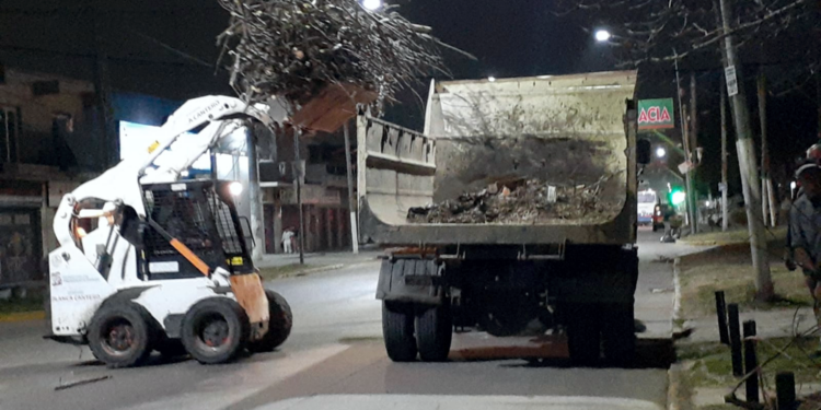 Presidente Perón | La Comuna amplió al horario nocturno, tareas del área de Servicios Públicos