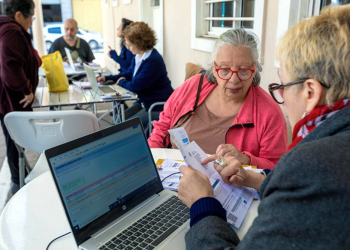 Servicios | Unidades móviles de AySA atenderán frente al Municipio peronense