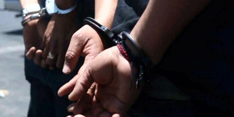 Policiales | Atraparon a delincuentes que habían robado un auto y dinero en San Vicente