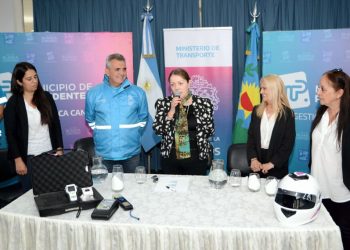 Transporte | Cantero presidió la entrega de 90 pases libres a vecinos peronenses