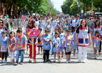 Aniversario | Presidente Perón festejó los 31 años de su creación con un gran desfile