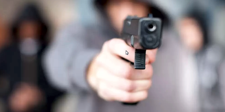 Policiales | Asaltan a Claudio Vizjak en su casa de Guernica y le roban varias pertenencias