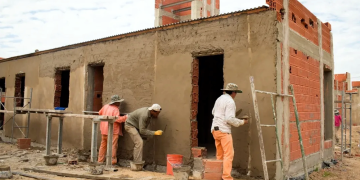 Viviendas | Avanza la construcción del Barrio Parque Altos del Miriní en Alejandro Korn