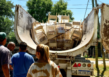 Educación | Entregaron nuevas sillas a dos escuelas de la  ciudad de Alejandro Korn