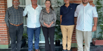 Deportes | Cantero recibió a Alberto Lecchi, presidente del Club Atlético Temperley