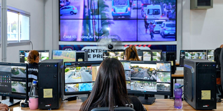 Seguridad | Mantegazza puso en funcionamiento un innovador software de monitoreo en el COP