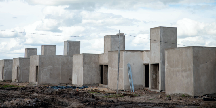Viviendas | Continúa la construcción del barrio Altos de Miriní en Alejandro Korn