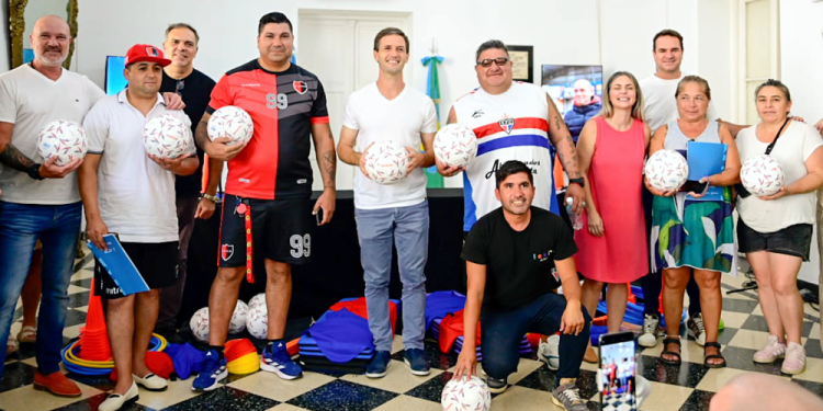 Deportes | Mantegazza firmó convenios con la Micaela Ferraro, de la Fundación Banco Provincia