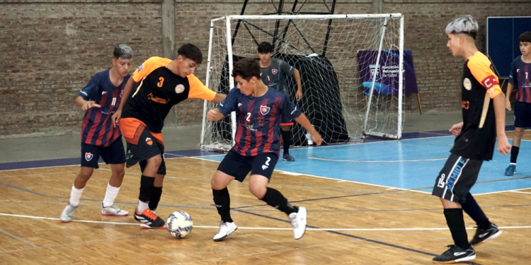 Futsal | Se disputaron las súper finales de las categorías Sub 15 y Sub 17 masculinas de la Liga Metropolitana