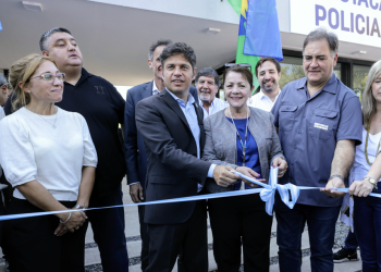 Presidente Perón | Kicillof y Cantero inauguraron un destacamento policial, una escuela y un tomógrafo