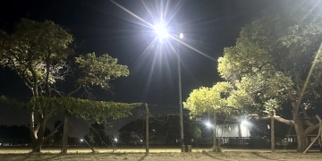 Deportes | Avanza la obra de iluminación en el Polideportivo Municipal Jorge Furriól de Guernica