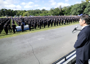 Berazategui | Con más de 100 intendentes, Kicillof lanzó un nuevo fondo para fortalecer la seguridad