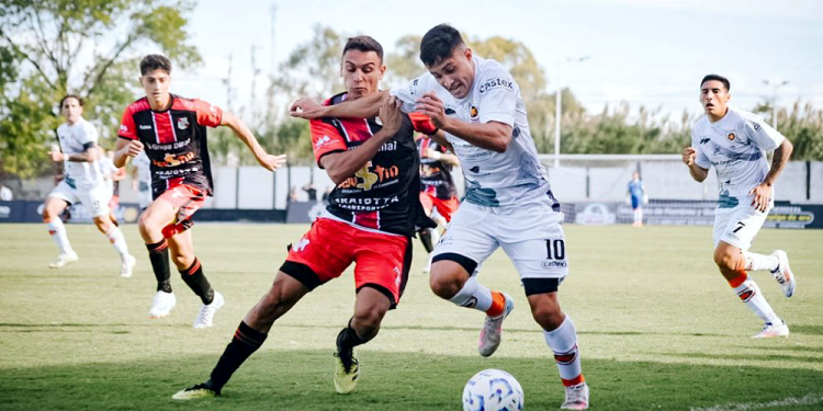 Fútbol | Estrella del Sur logró un importante empate frente al puntero del torneo