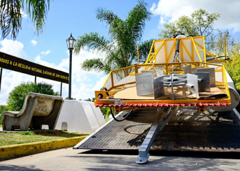 San Vicente | Destinan una nueva embarcación para la limpieza del espejo de agua de la laguna