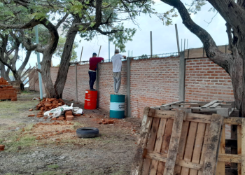 Presidente Perón | El cierre perimetral del Polideportivo Municipal está casi finalizado