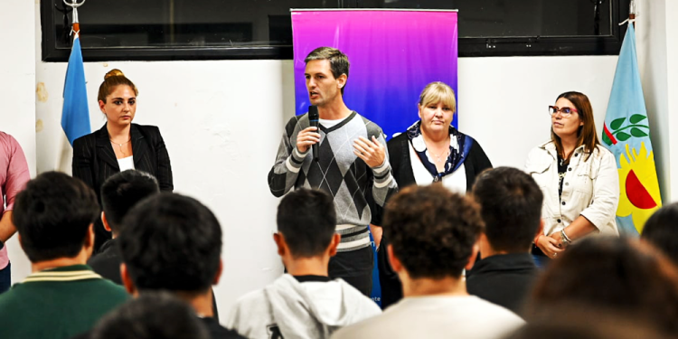 Educación | La UNSaV lanzó un Seminario de Ingreso a Ingeniería junto a la UTN