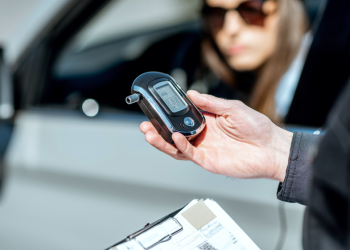 Opinión | Los test de alcoholemia son una solución a tantos accidentes viales