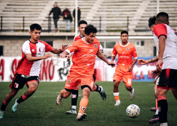 Fútbol | Estrella del Sur trajo un empate de Muñiz que lo mantiene en la zona de arriba