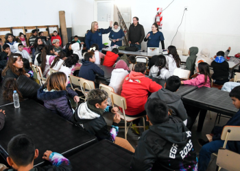 Educación | Zoonosis municipal promueve la tenencia responsable en escuelas de San Vicente