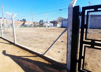 Educación | Perimetran e iluminan la obra del nuevo Jardín de Infantes del barrio Panamérica